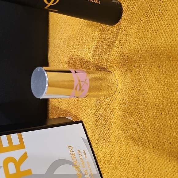 Yves Saint Laurent Beaute Pouch & Make Up Bundle - Picture 6 of 10